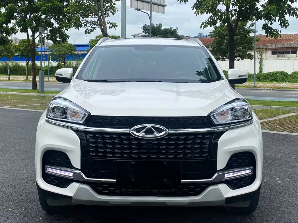 CHERY TIGGO 8