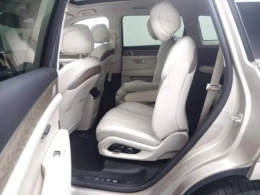 Aito M7 2022 1.5T Comfort