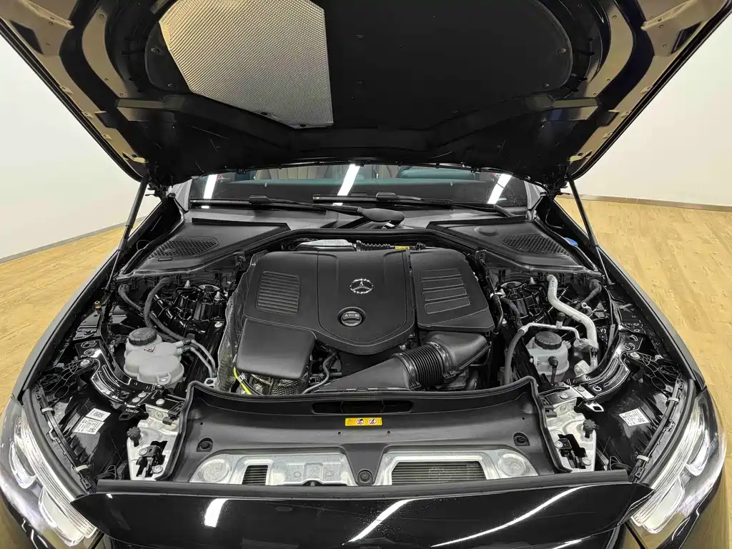 Mercedes-Benz E-Class E 2025 E 300 L Luxury