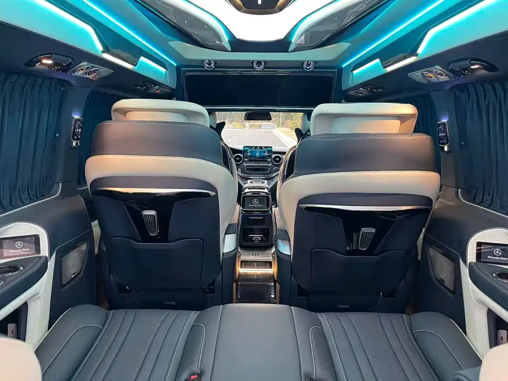 MERCEDES-BENZ V CLASS