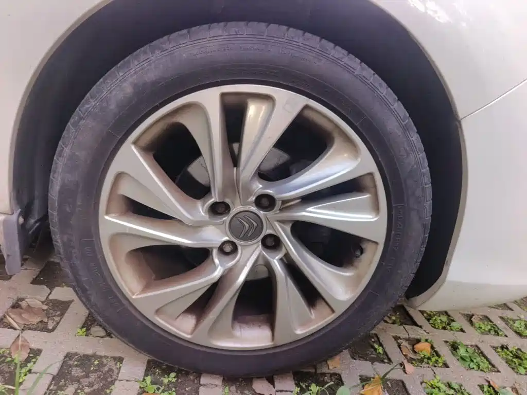 Citroen C4L — миниатюра 25