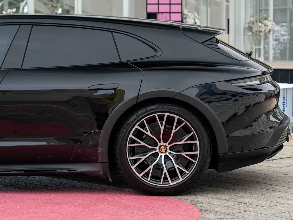 Porsche Taycan 2024 Taycan 4 Cross Turismo
