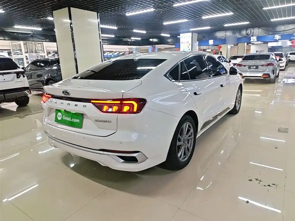 Ford Mondeo 2023 EcoBoost 180 Luxury