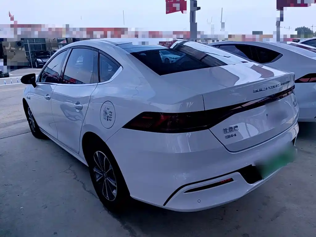 BYD Qin Plus PLUS 2023 Champion DM-i 55KM Lead