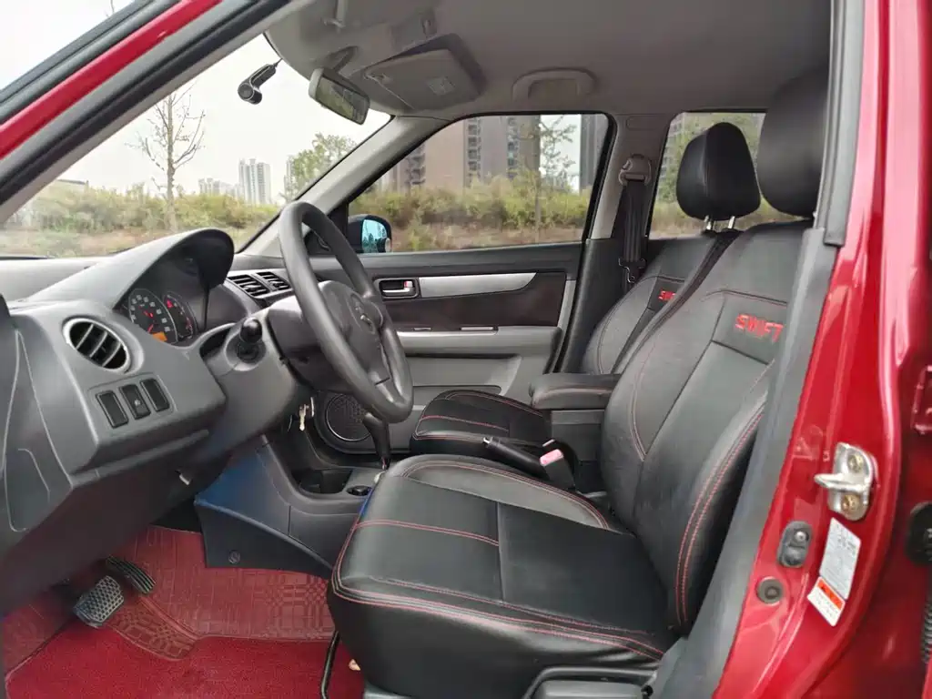 Suzuki Swift — миниатюра 4