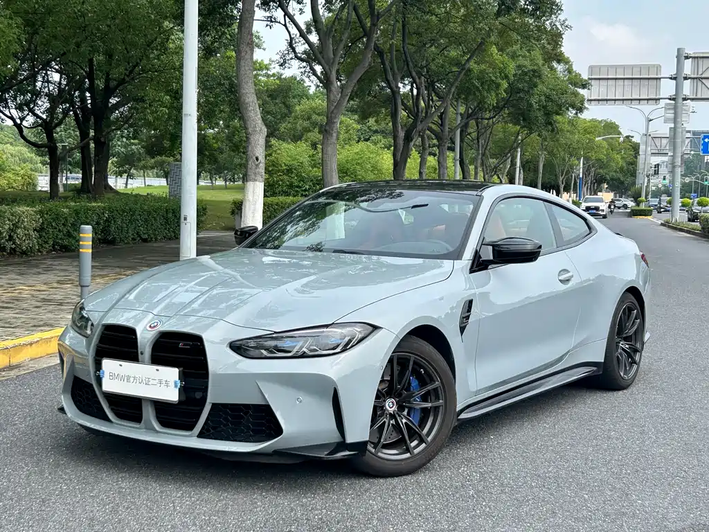 BMW M4 2022 M4
