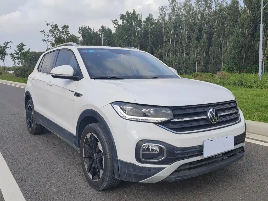 VOLKSWAGEN EXPLORING THE SHADOW