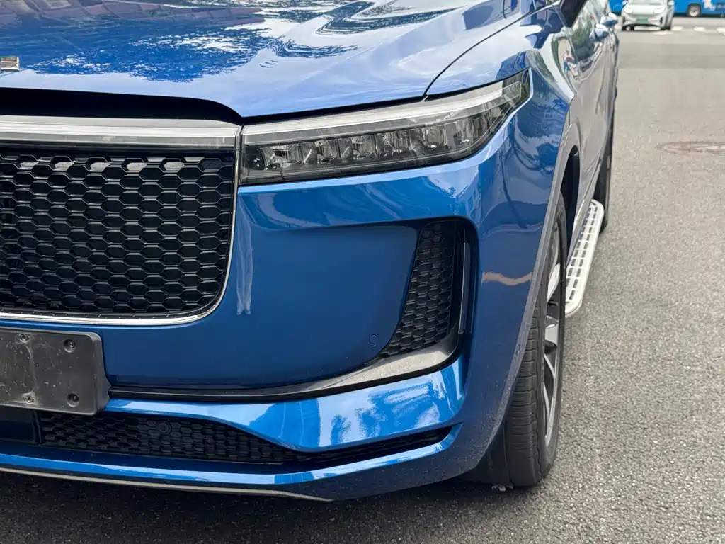 Li Auto ONE 2020 6 мест