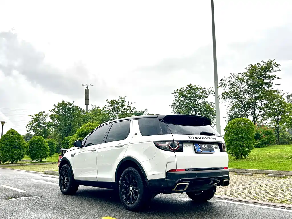 Land Rover Discovery Sport 2018 240PS SE