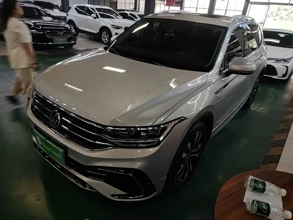 Volkswagen Tiguan L 2023 330TSI Auto 2WD R-Line Premium Edition