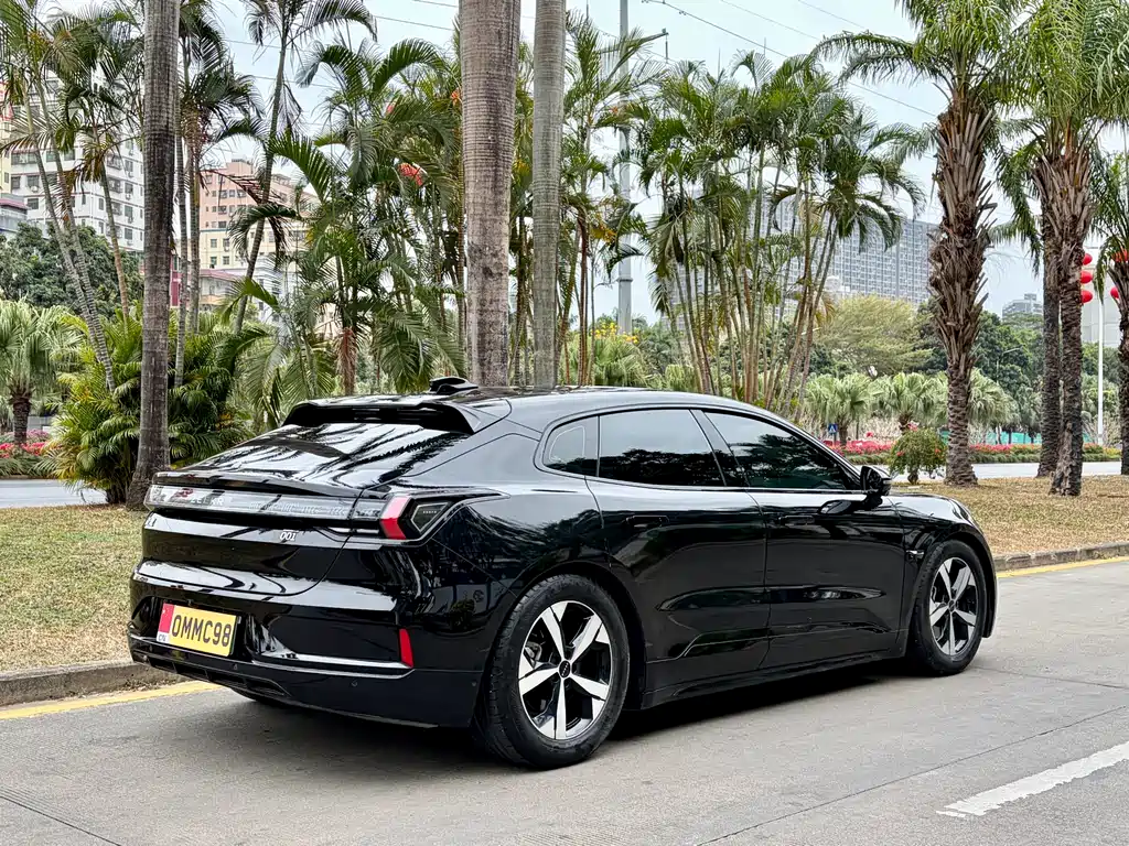 ZEEKR EXTREME KRYPTON 001