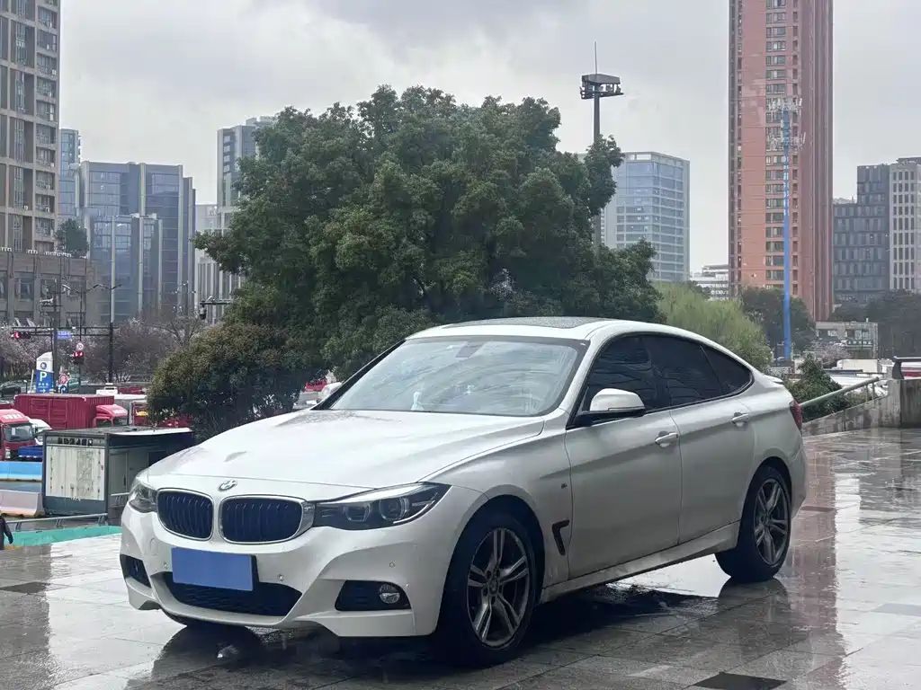 BMW 3 Series GT 2021