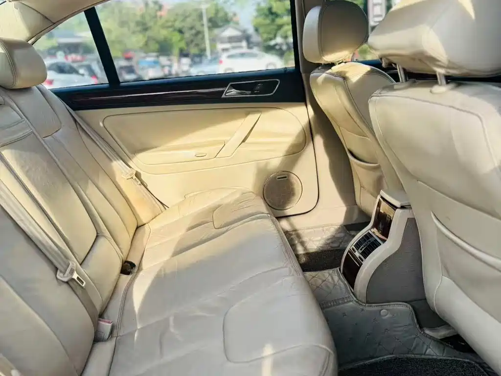 Volkswagen Passat Lingyu — миниатюра 10