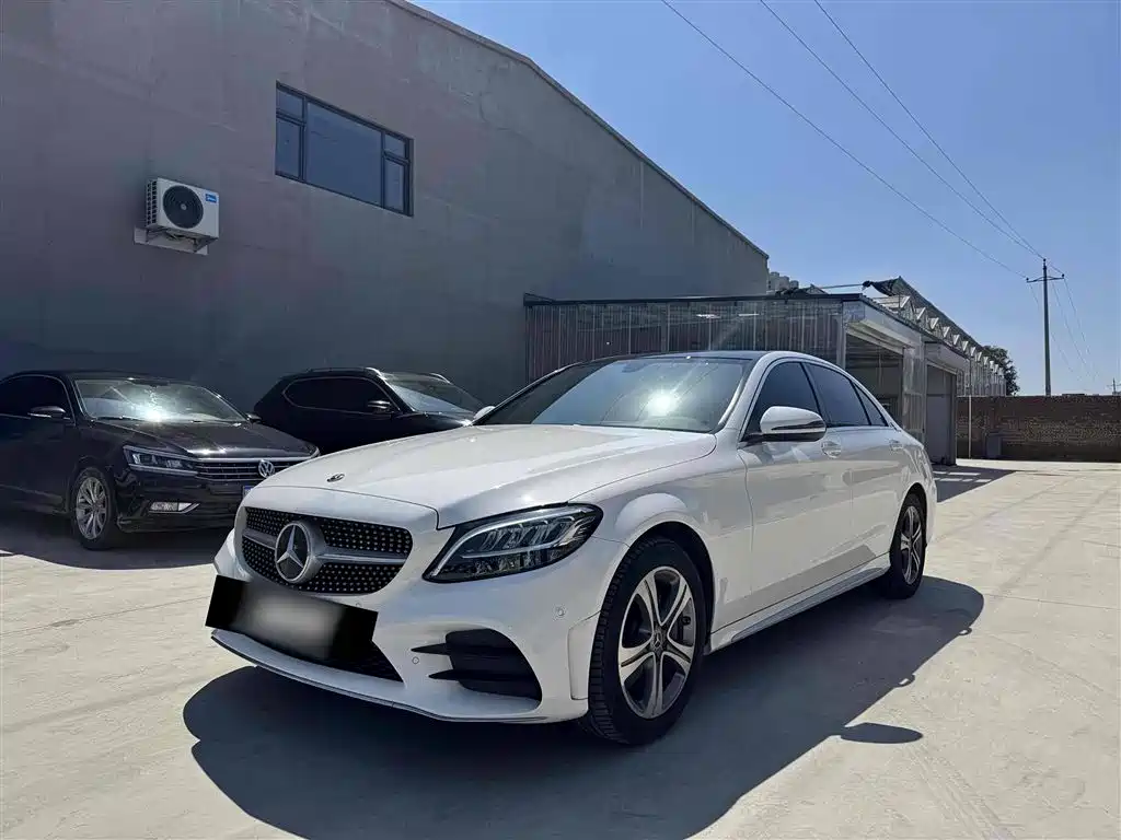 Mercedes-Benz C-Class 2021