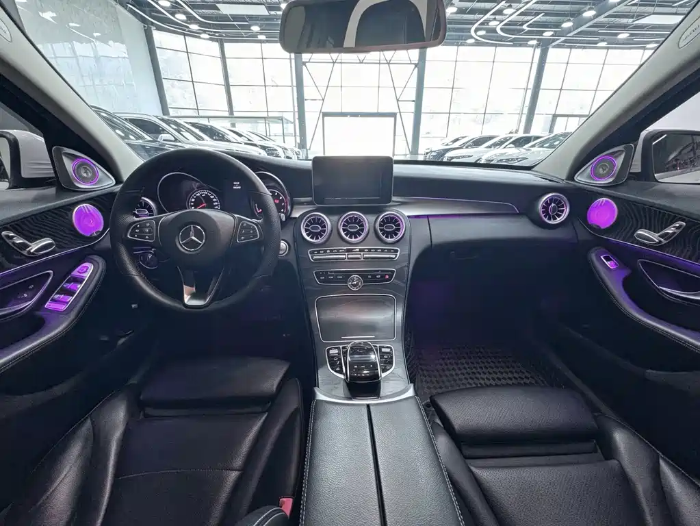 Mercedes-Benz C-Class (Import) — миниатюра 8