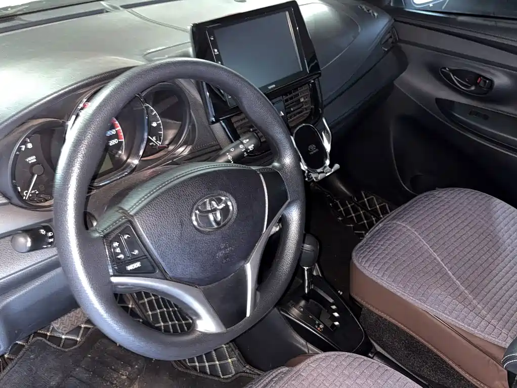 Toyota Vios FS — миниатюра 8