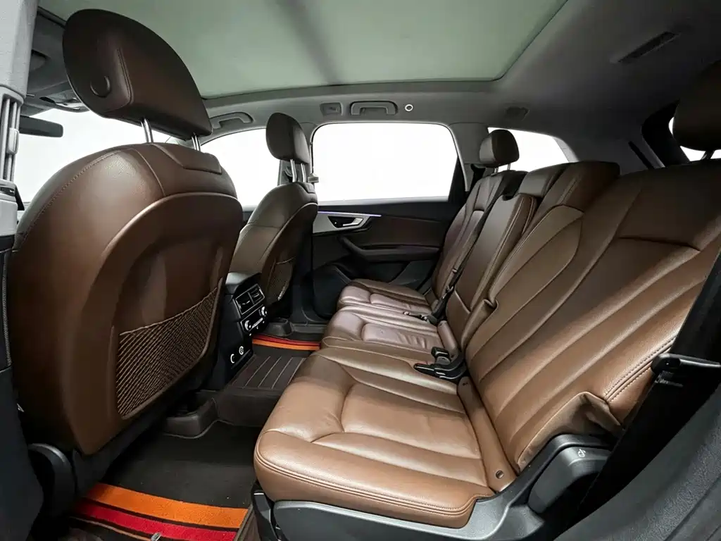 Audi Q7 — миниатюра 17