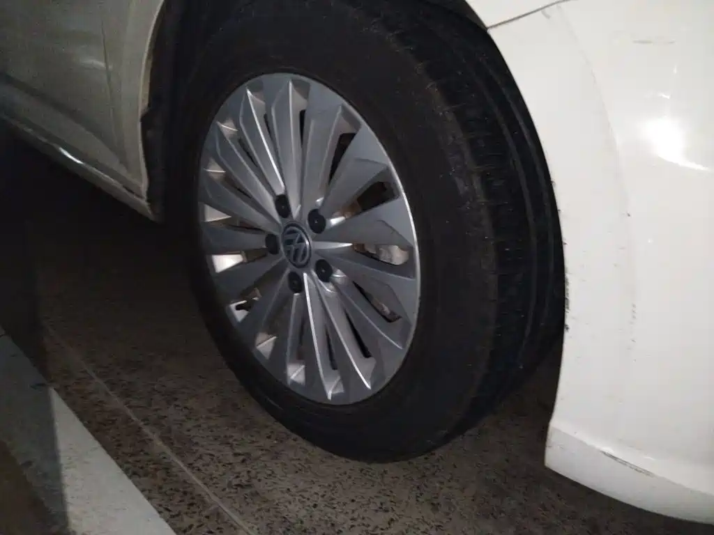 Volkswagen Lavida — миниатюра 8