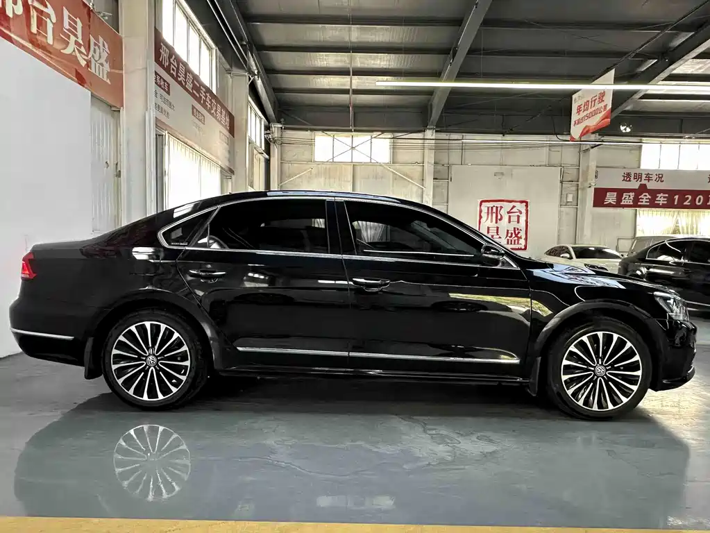 Volkswagen Passat — миниатюра 4