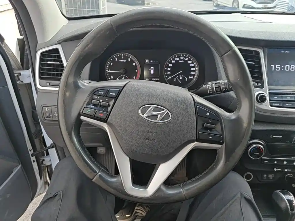 Hyundai Tucson — миниатюра 11