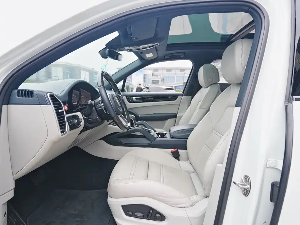 PORSCHE CAYENNE NEW ENERGY