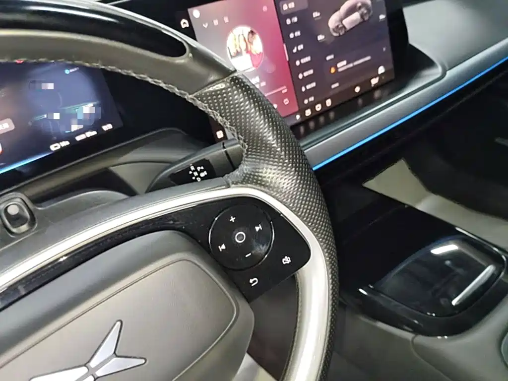 XPeng P7 — миниатюра 14