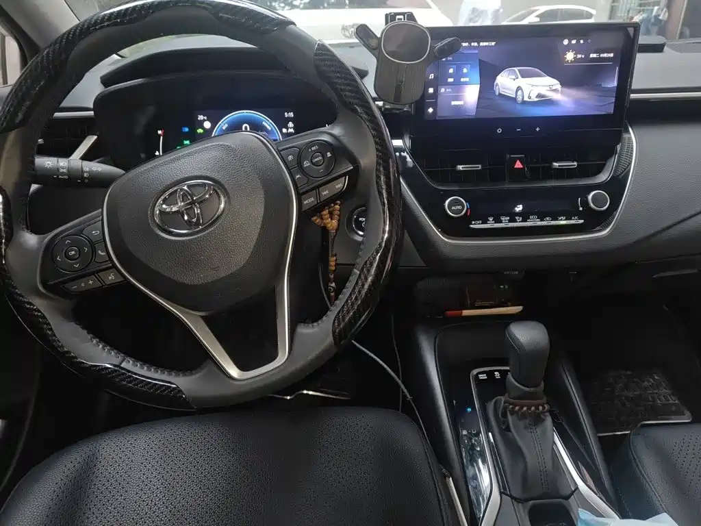 Toyota Corolla — миниатюра 10