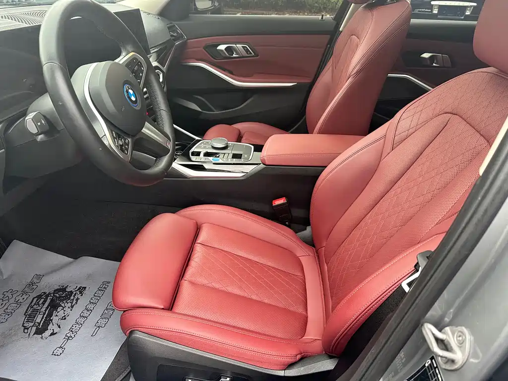 BMW i3 2024 eDrive 35 L