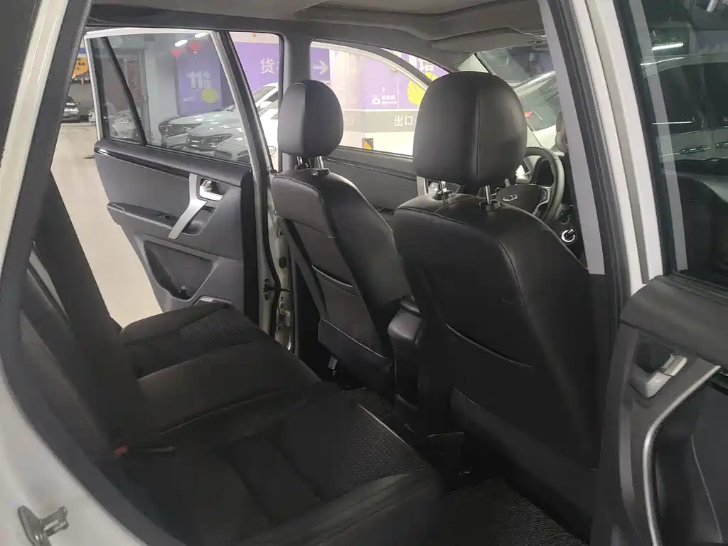 Chery Tiggo 3 3 2016 1.6L CVT