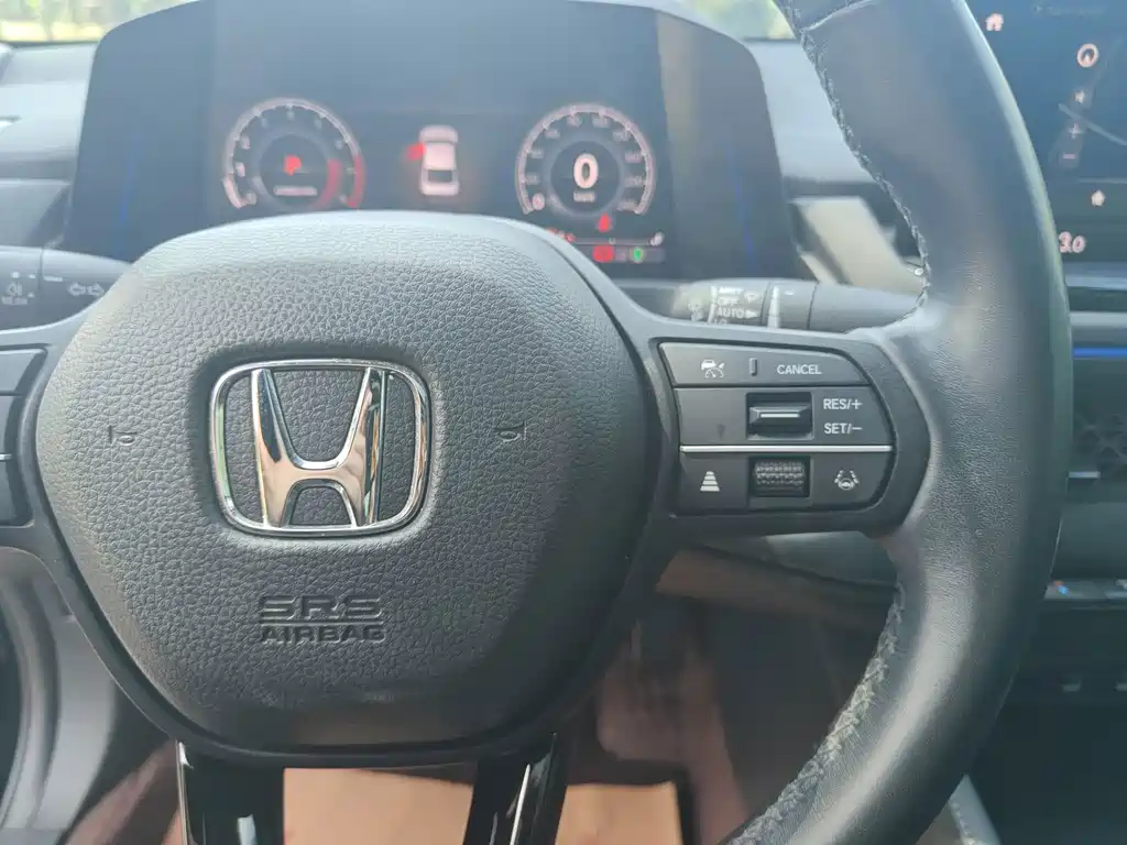 Honda Accord 2023 — фото 22