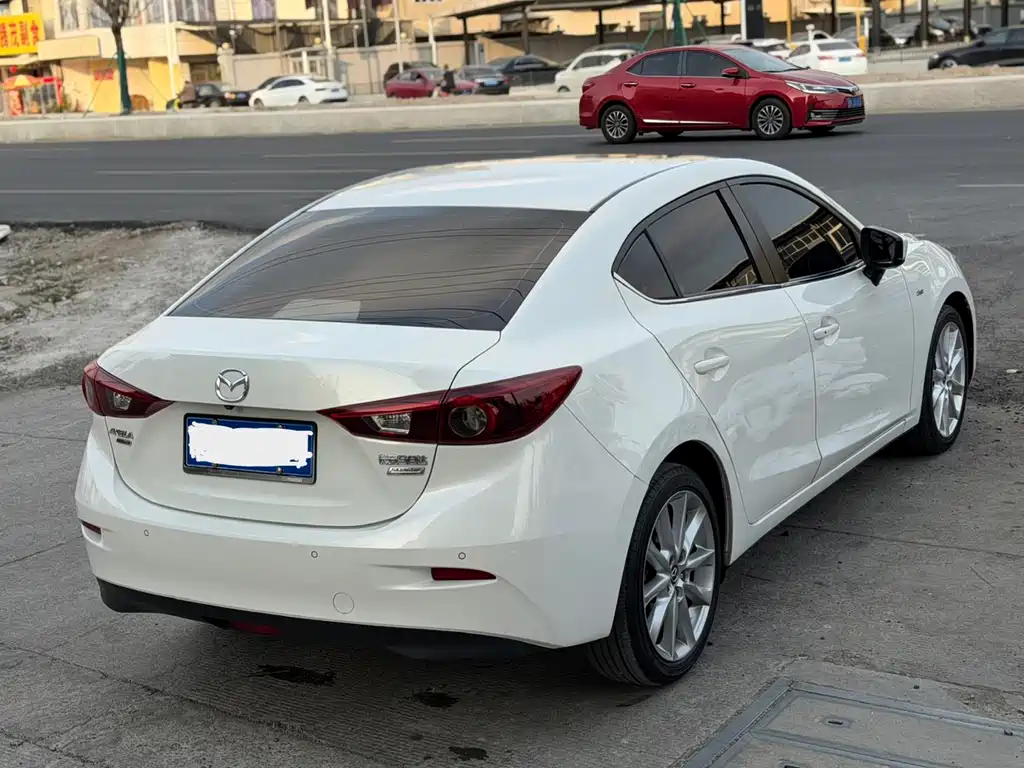 MAZDA 3 ANGKESAILA