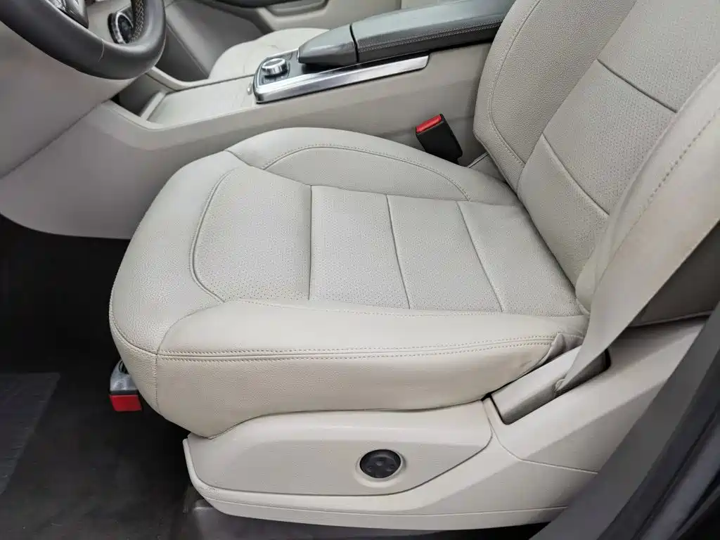 Mercedes-Benz M-Class — миниатюра 20