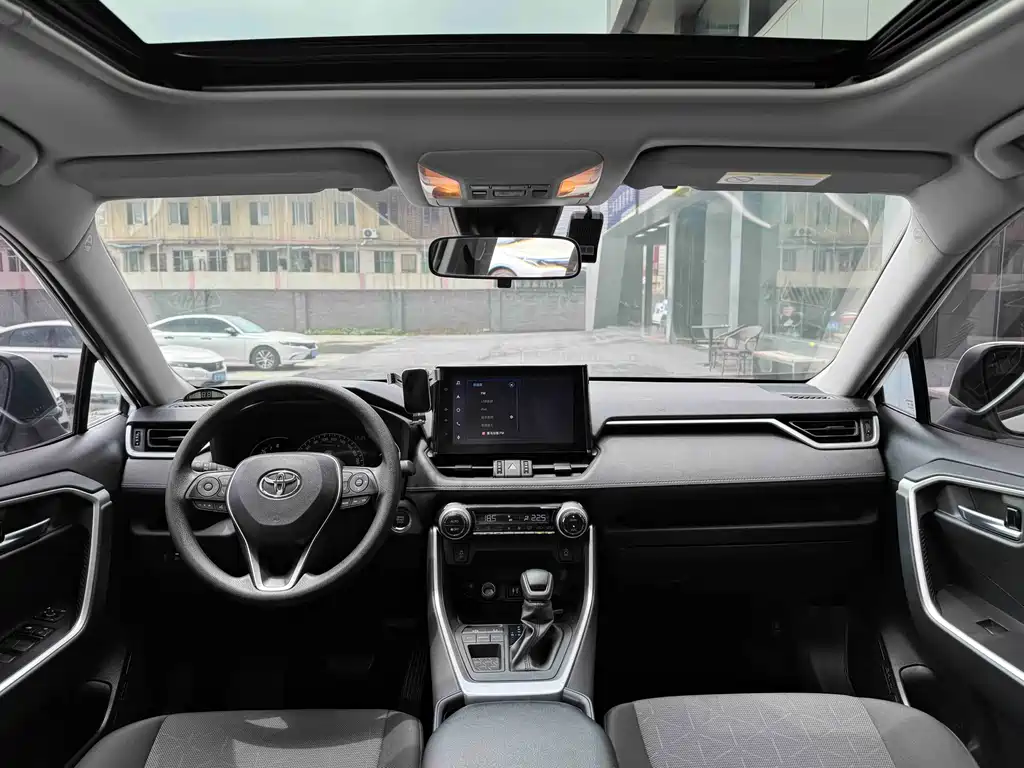Toyota RAV4 2021 2.0L CVT