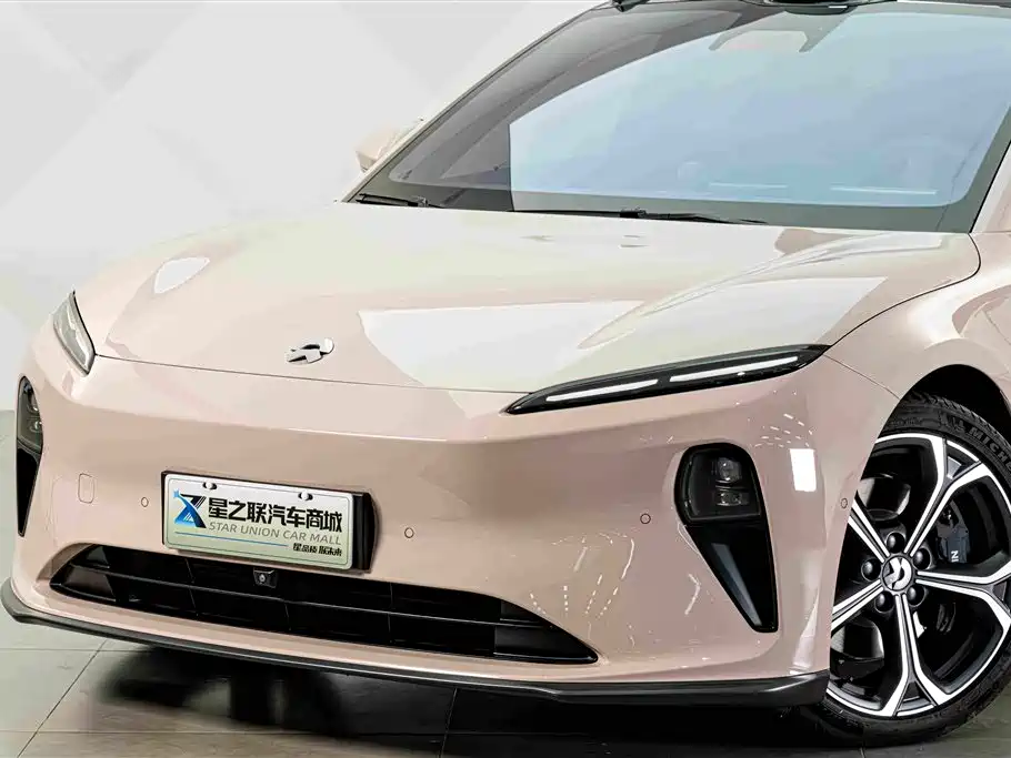 NIO ET5 — миниатюра 2