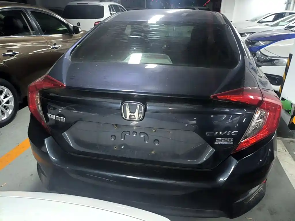 Honda Civic — миниатюра 6