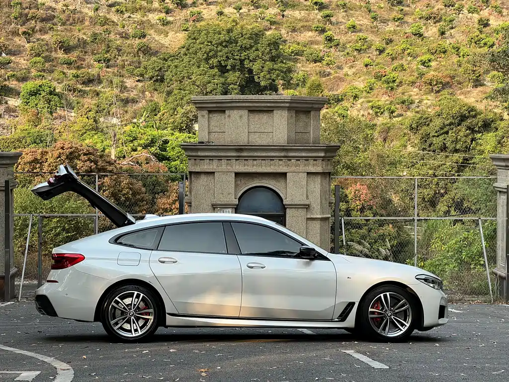 BMW 6 SERIES GT
