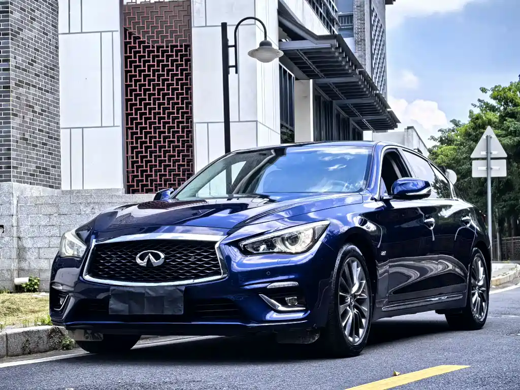 Infiniti Q50L 2018 2.0T V