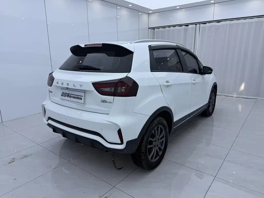 Geely Vision X3 — миниатюра 4