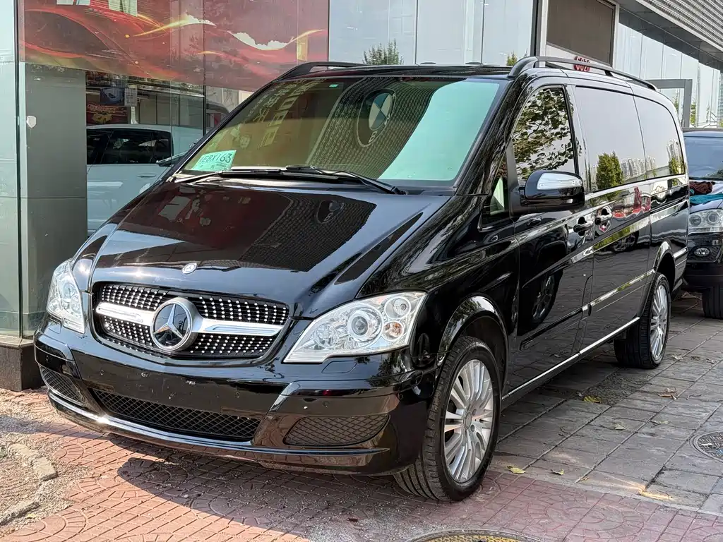 Mercedes-Benz Viano