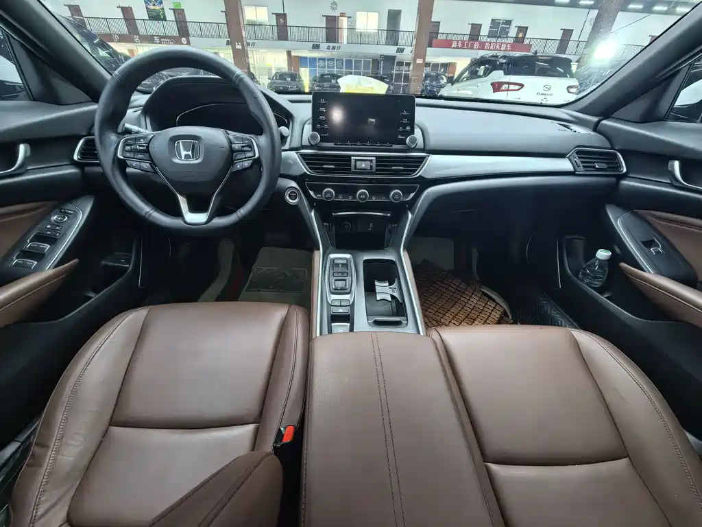 Honda Inspire 2022 2.0L