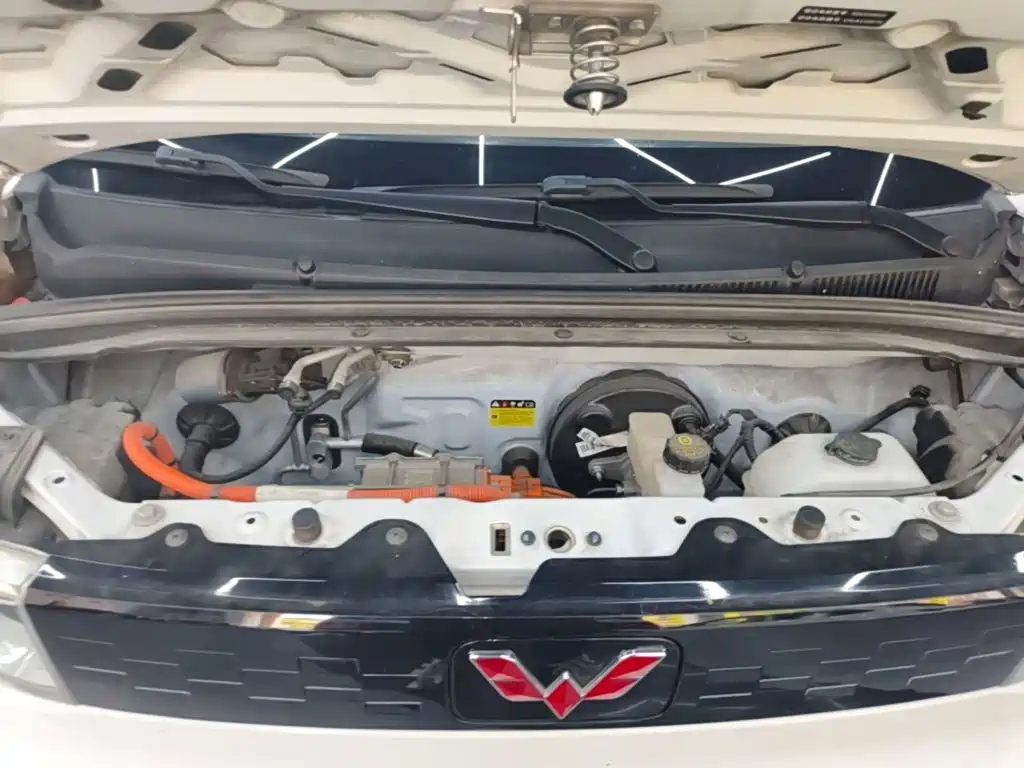 Wuling MINIEV — миниатюра 20