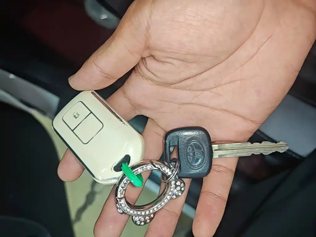 Toyota Yaris L — миниатюра 9