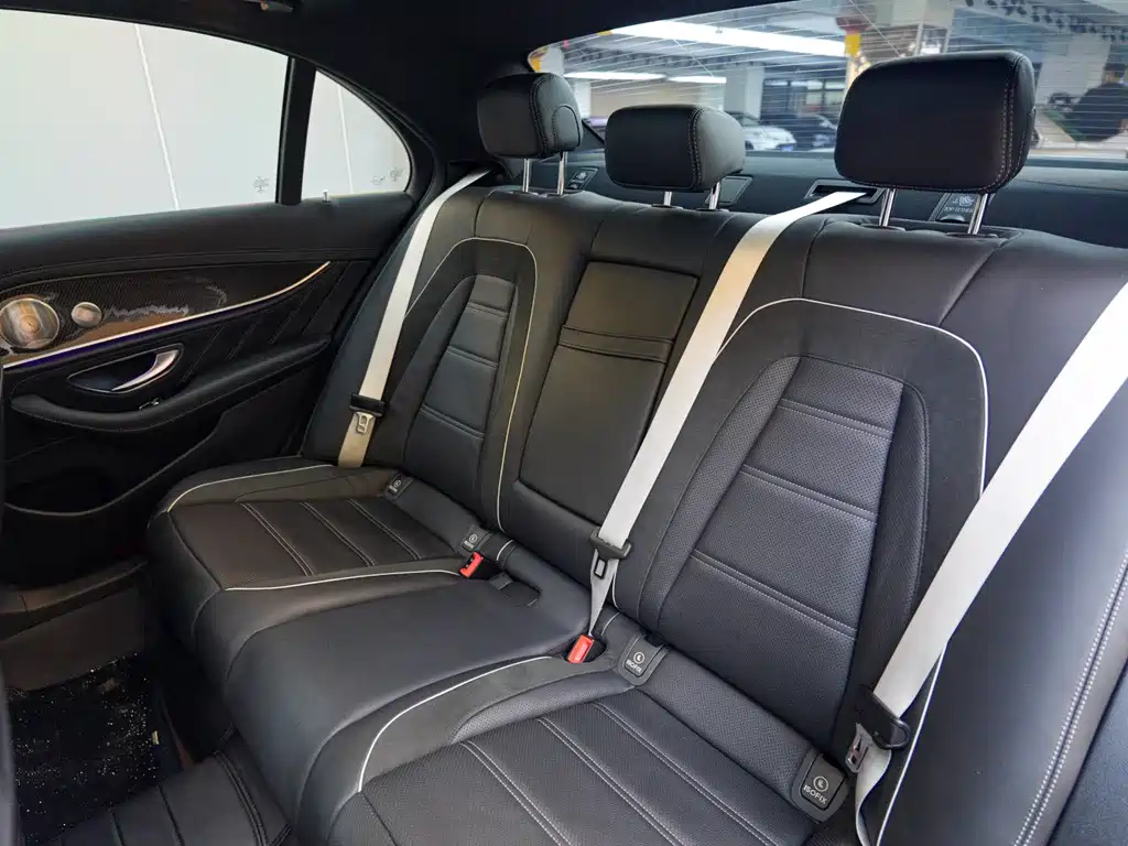 Mercedes-Benz E-Class AMG — миниатюра 23
