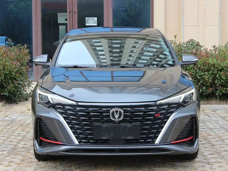 Changan Eado — миниатюра 3