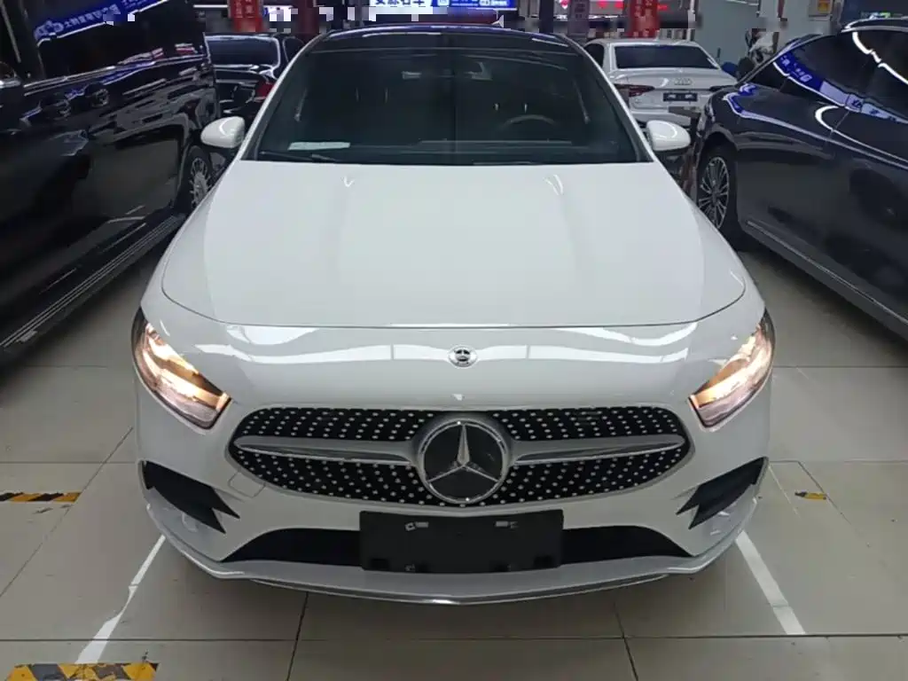 Mercedes-Benz A-Class — миниатюра 3