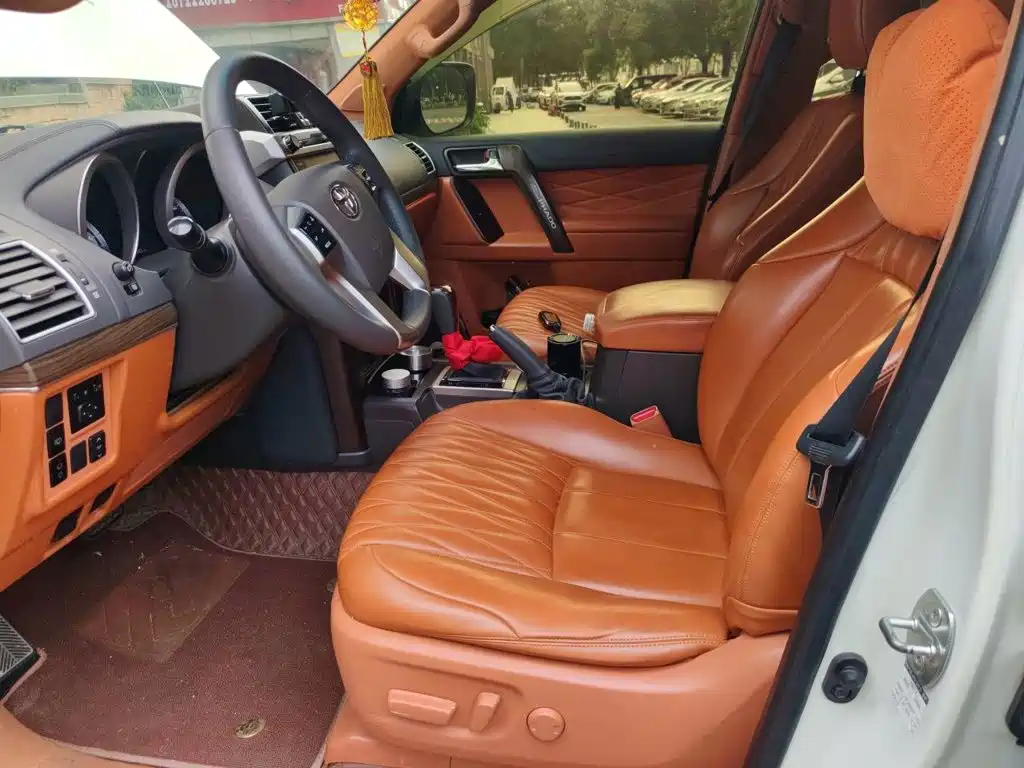Toyota Prado — миниатюра 8