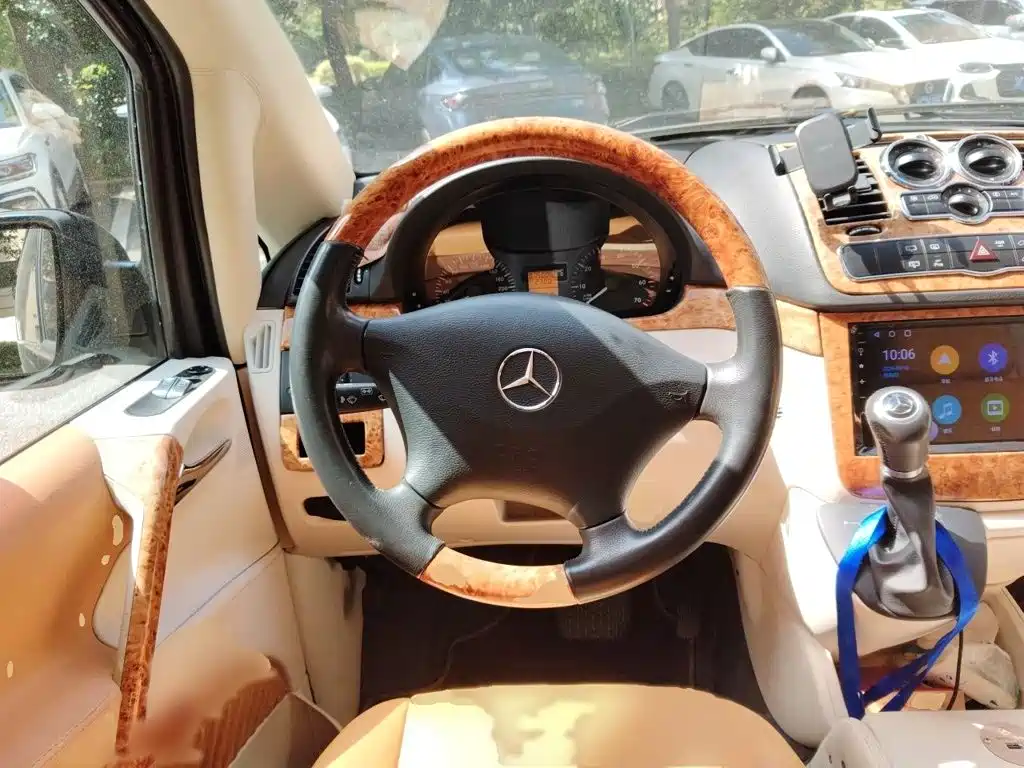 Mercedes-Benz Vito — миниатюра 3