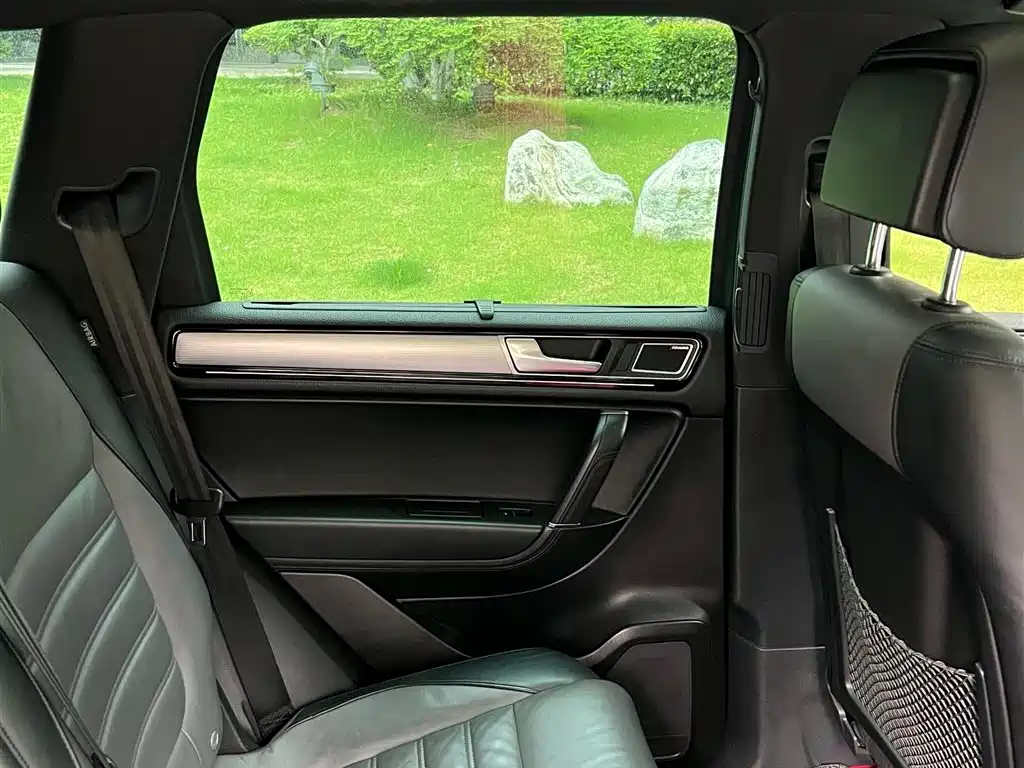 Volkswagen Touareg 2016 3.0TSI R-Line