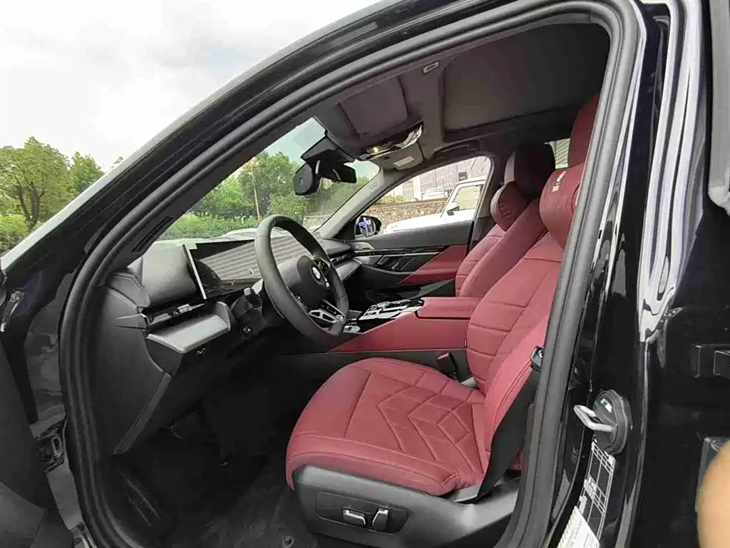 BMW 5 Series 5 2025 530Li Lead M Sport