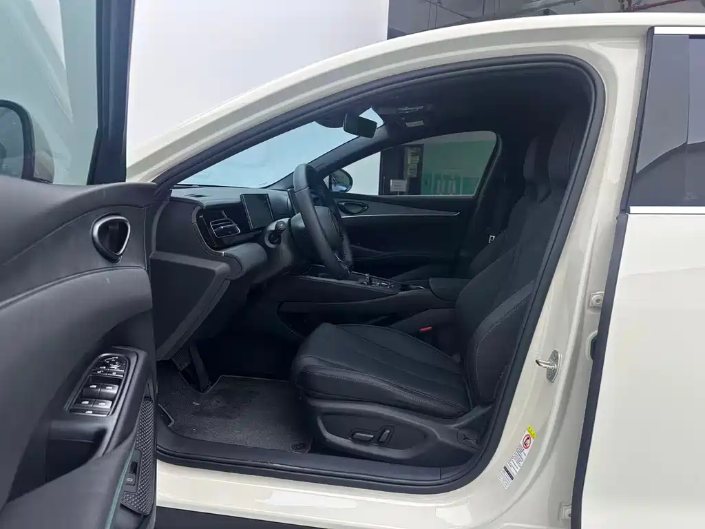 BYD Seal 06 06 2024 DM-i 120KM Premium